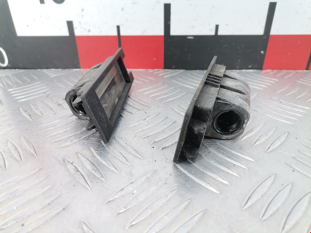 Фонарь подсветки номера OPEL Zafira B 2005-2012