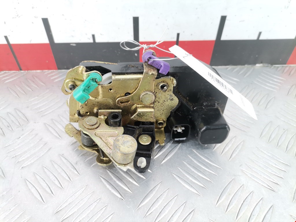 Замок двери передней правой CHRYSLER PT Cruser 2000-2010