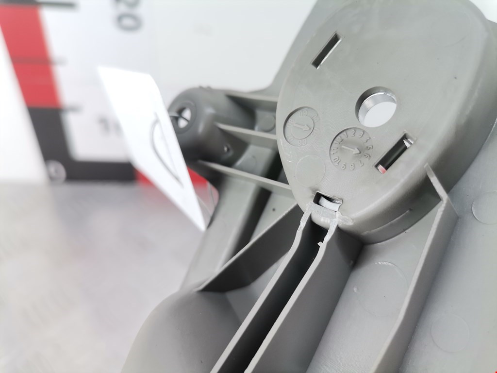 Ручка дверная передняя внутренняя правая AUDI A4 B7 2004-2007