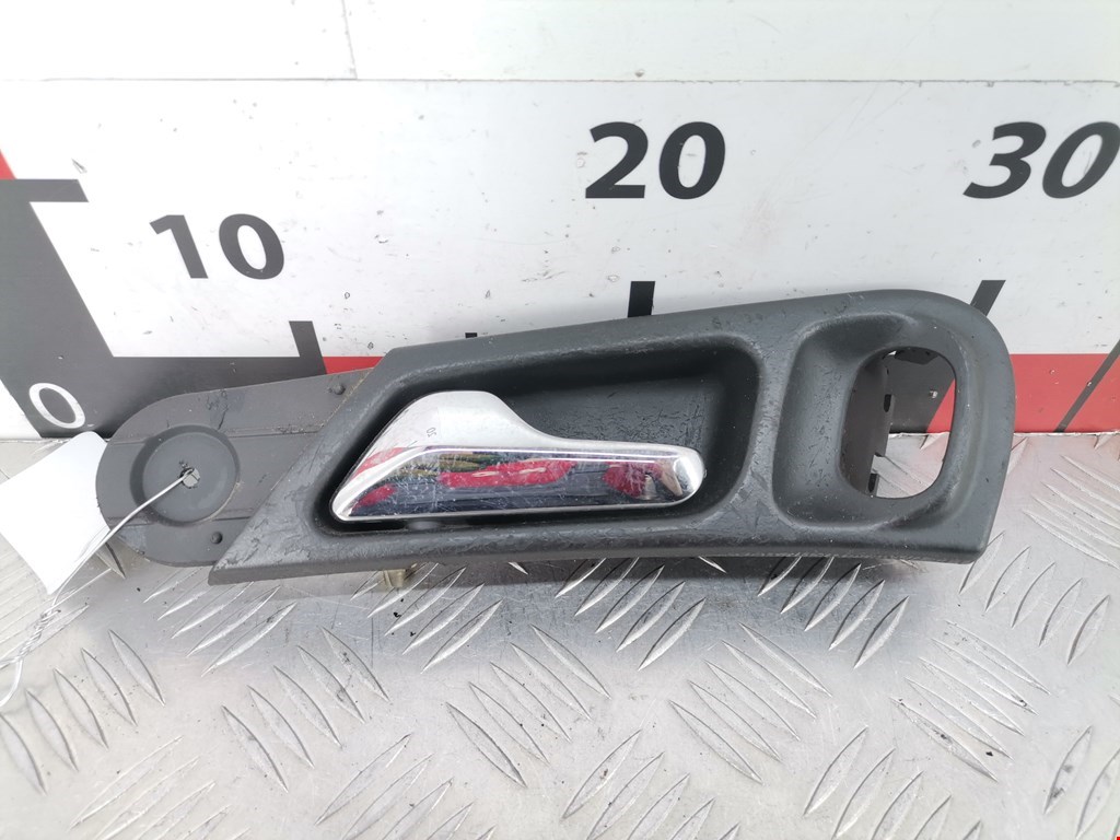 Ручка дверная задняя внутренняя левая MERCEDES-BENZ C-Class C-klasse W203 2000-2007