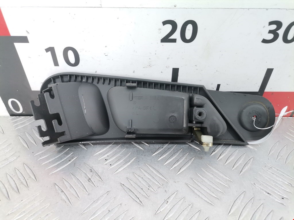 Ручка дверная задняя внутренняя левая MERCEDES-BENZ C-Class C-klasse W203 2000-2007