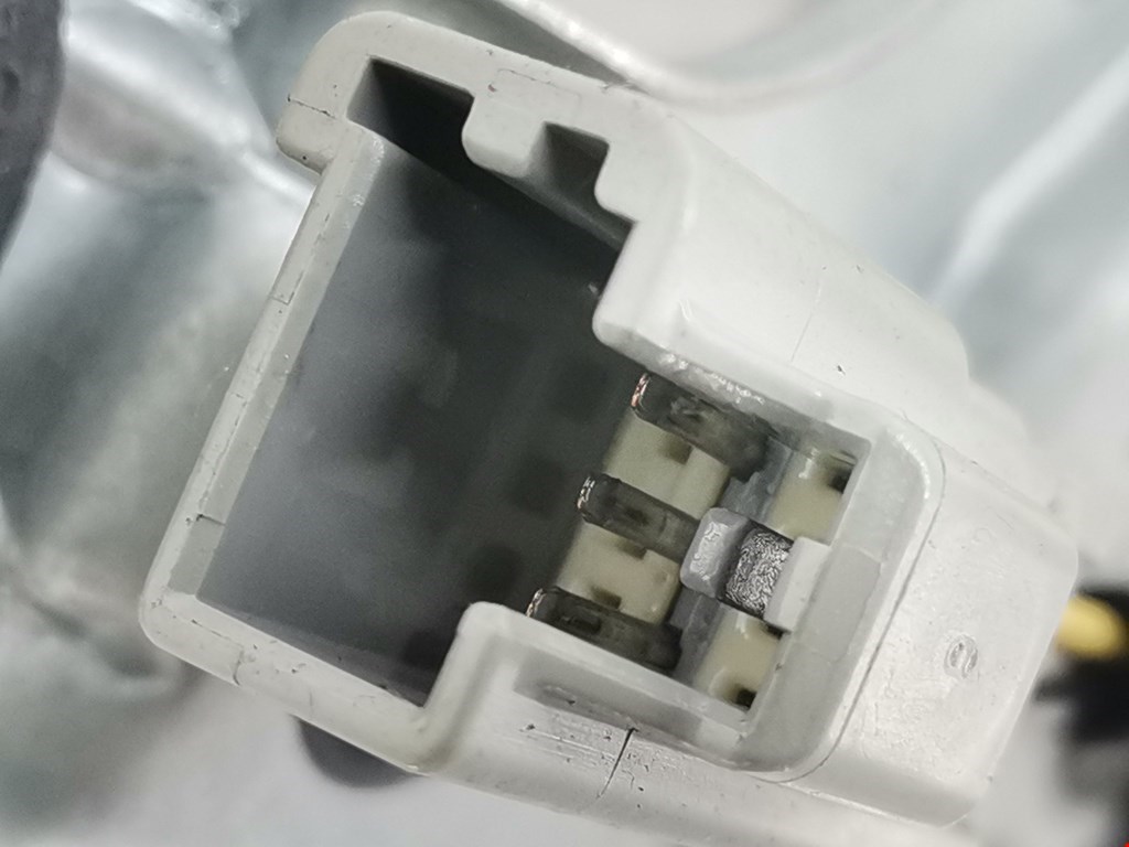 Моторчик стеклоочистителя задний FORD Mondeo III 2000-2007