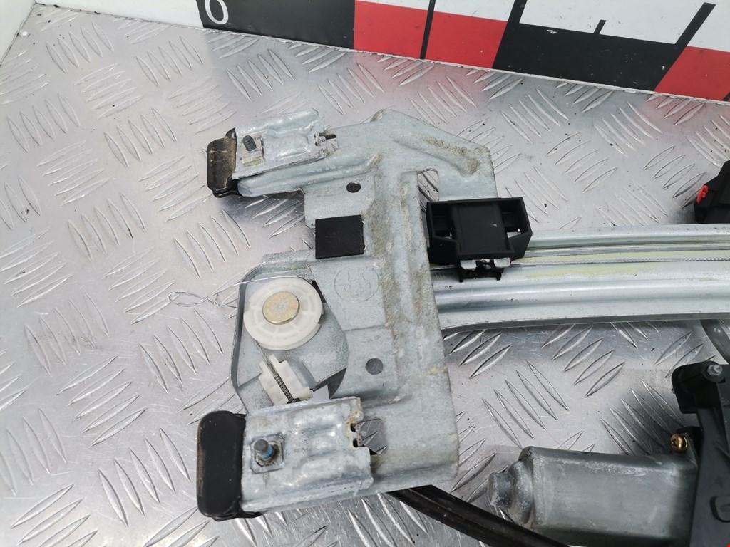 Стеклоподъемник задний левый CHRYSLER PT Cruser 2000-2010