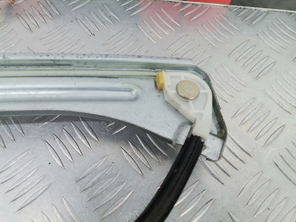 Стеклоподъемник задний левый CHRYSLER PT Cruser 2000-2010