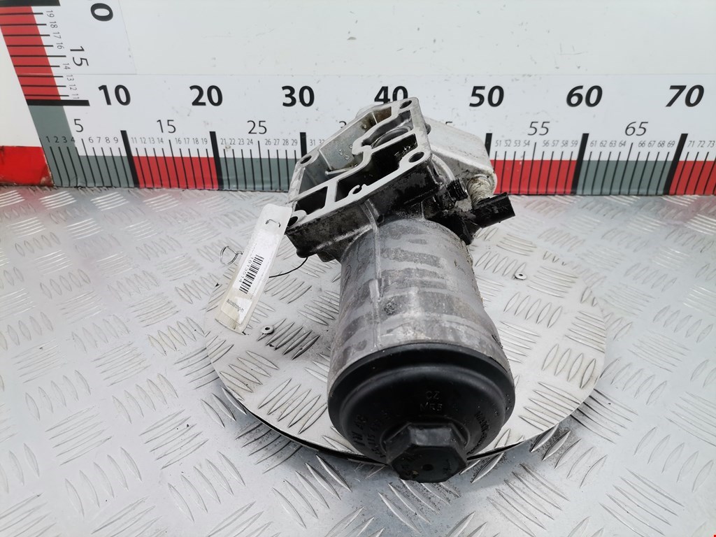 Корпус масляного фильтра AUDI A4 B8 2007-2015