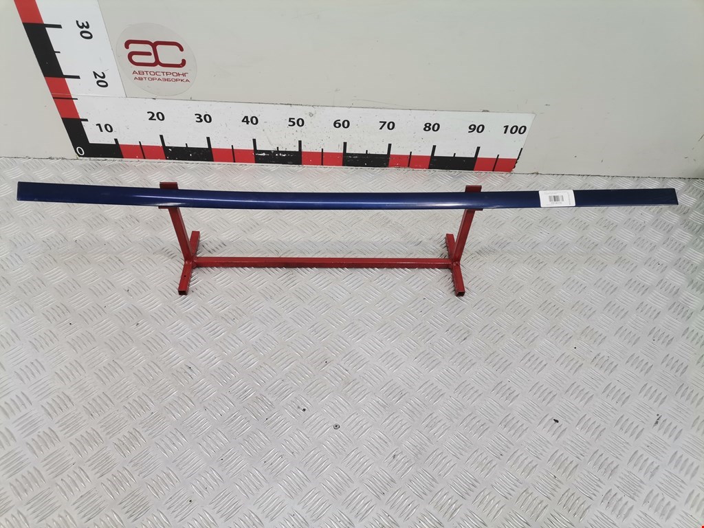 Накладка декоративная (молдинг) двери передней левой Audi A6 C5 (1997-2005)