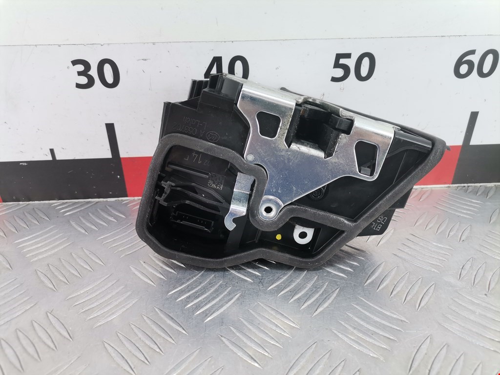 Замок двери передней левой BMW 5er 5 серия F10/F11/F07 2009-2017