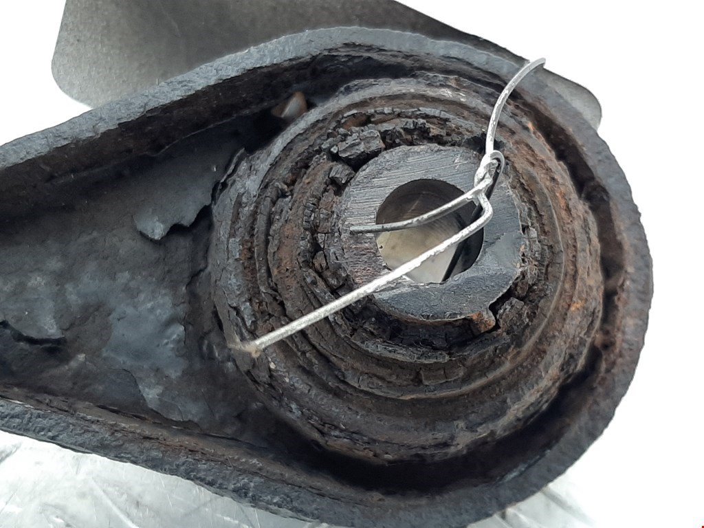 Рычаг задний правый VOLKSWAGEN Passat CC 2008-2017