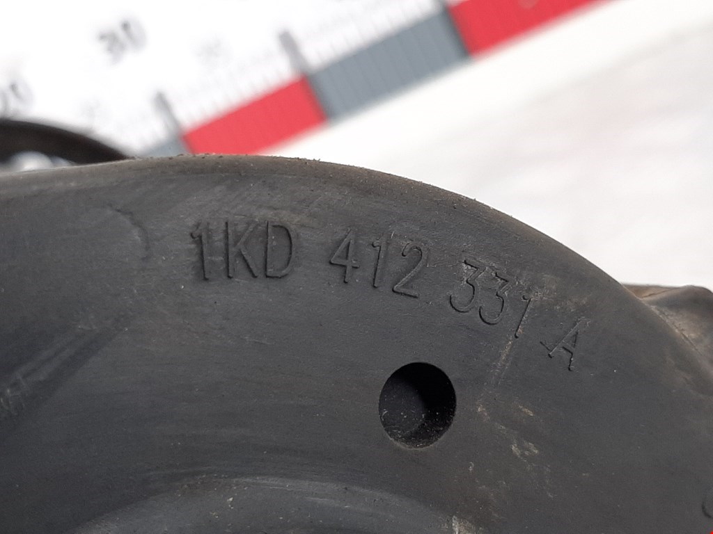 Амортизатор передний правый VOLKSWAGEN Passat CC 2008-2017