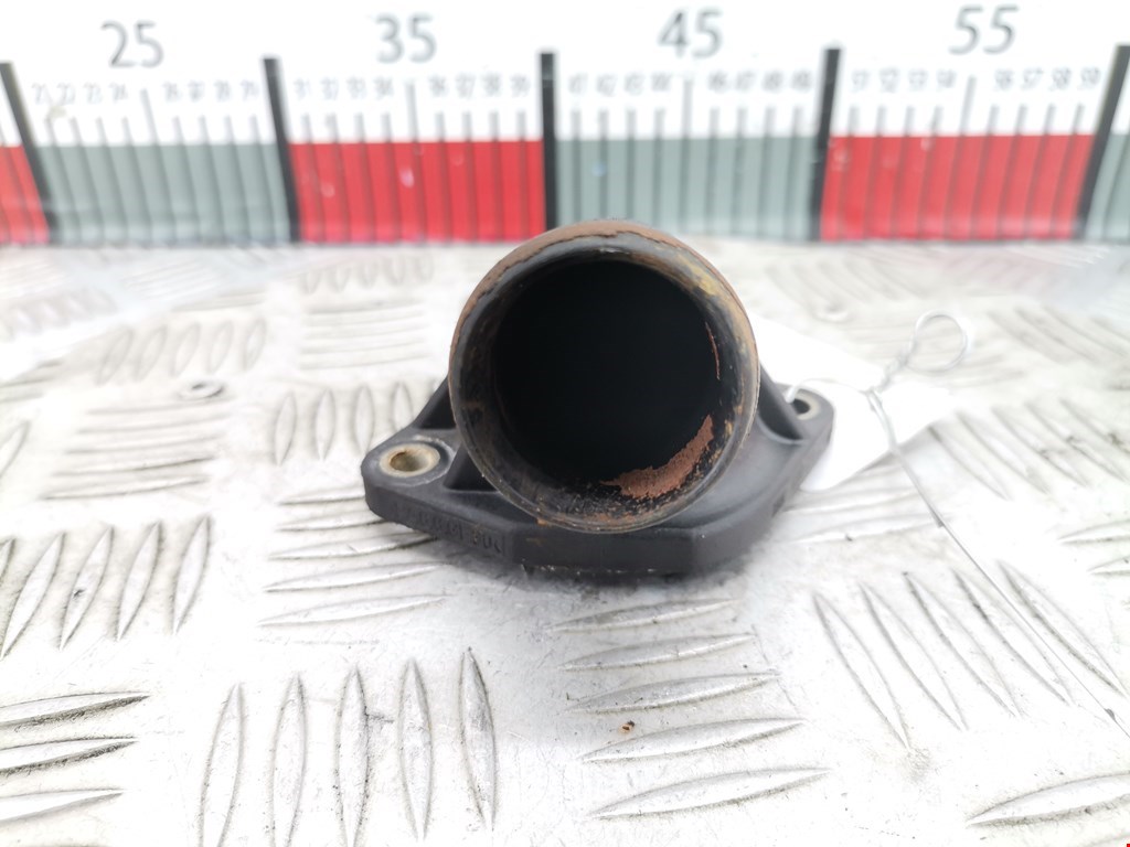 Корпус термостата AUDI A4 B5 1995-2001