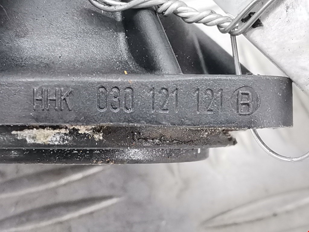 Корпус термостата AUDI A4 B5 1995-2001