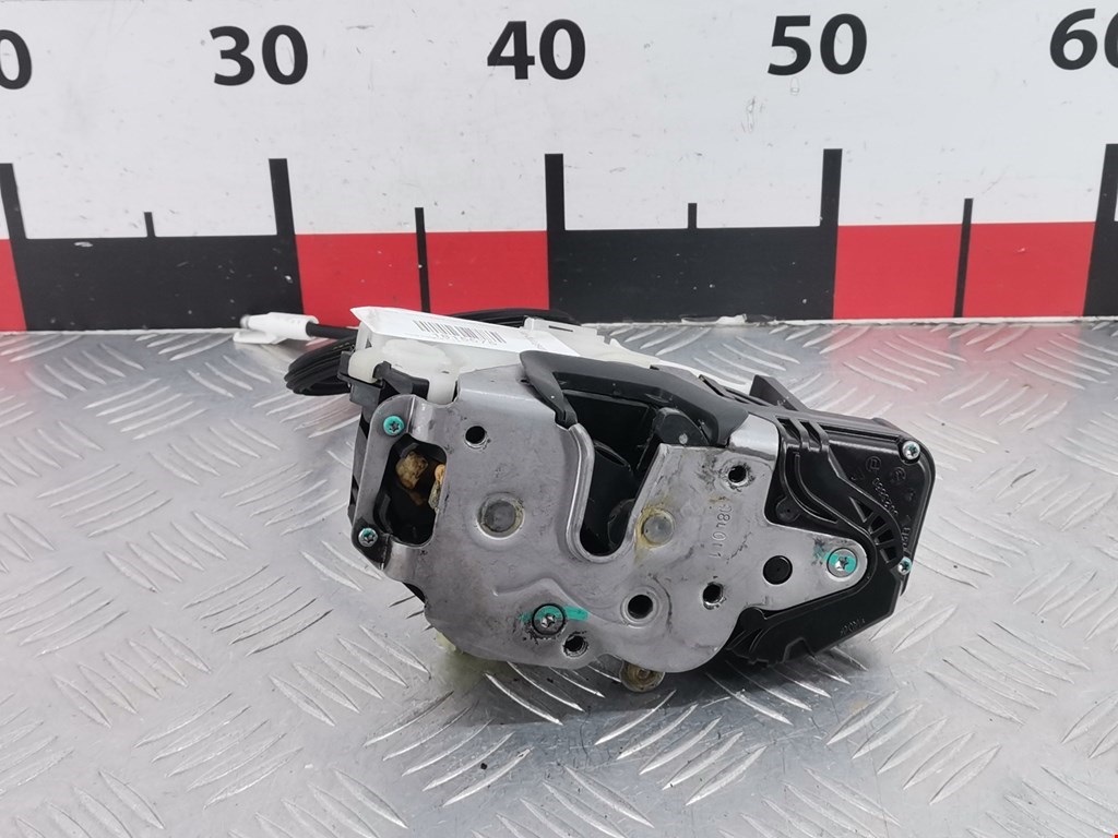 Замок двери передней правой OPEL Insignia 2008-2017