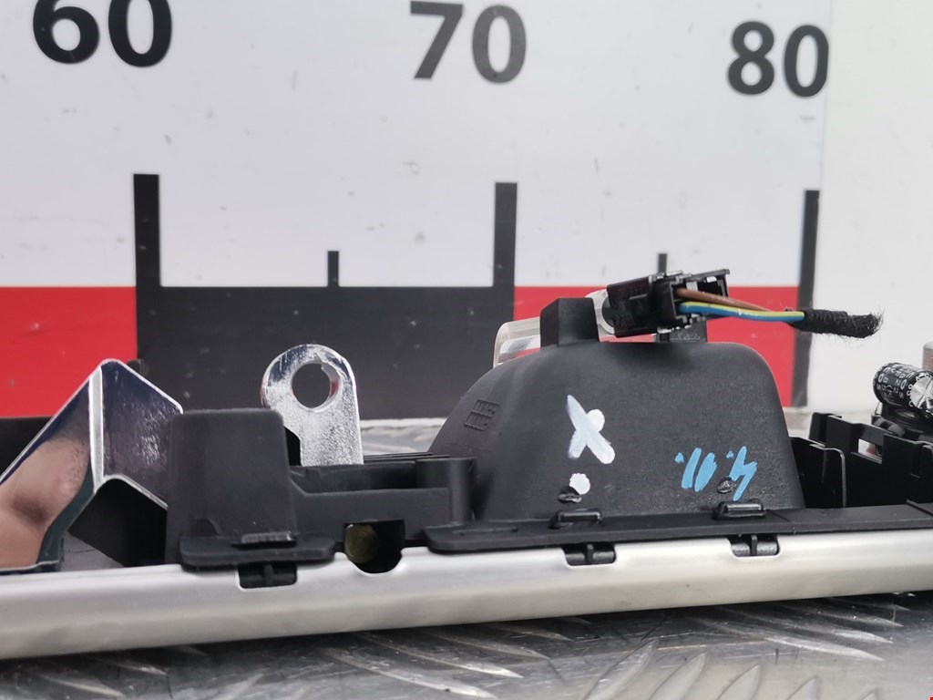 Ручка дверная задняя внутренняя правая VOLKSWAGEN Touareg 2002-2010