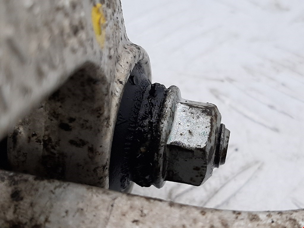 Рычаг передний правый VOLKSWAGEN Passat B5 1997-2005