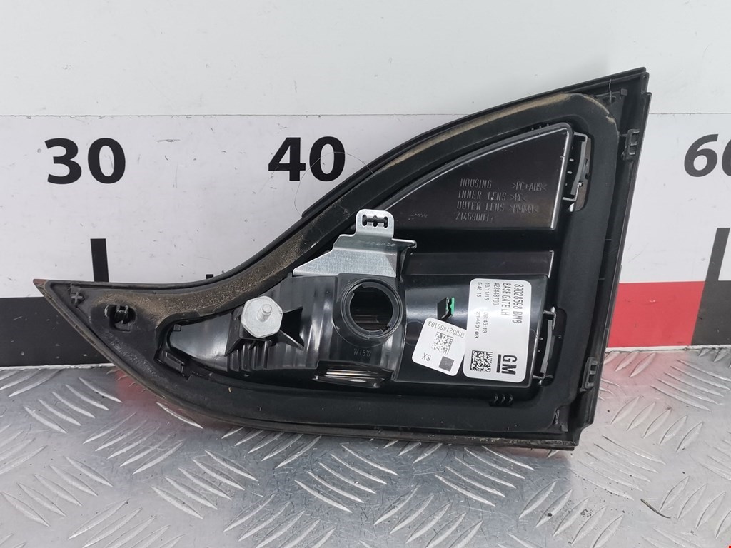 Фонарь задний внутренний левый OPEL Zafira C 2012-2019