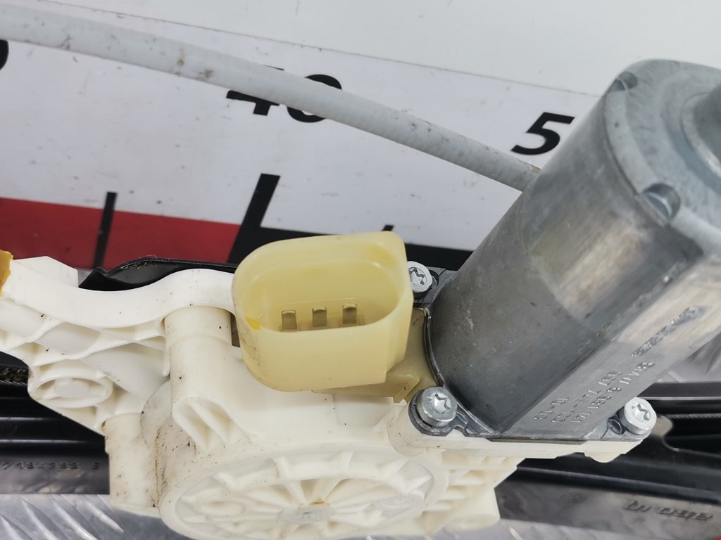 Стеклоподъемник передний левый BMW 5er 5 серия E60/E61 2003-2010