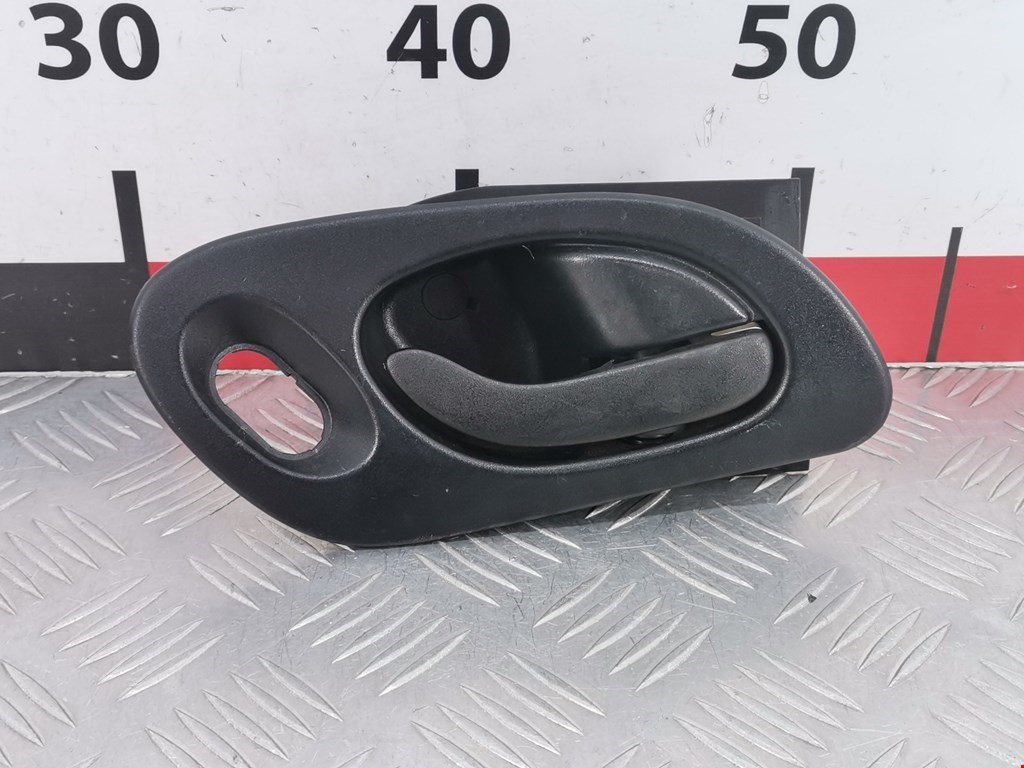 Ручка дверная передняя внутренняя правая FORD Mondeo I 1993-1996