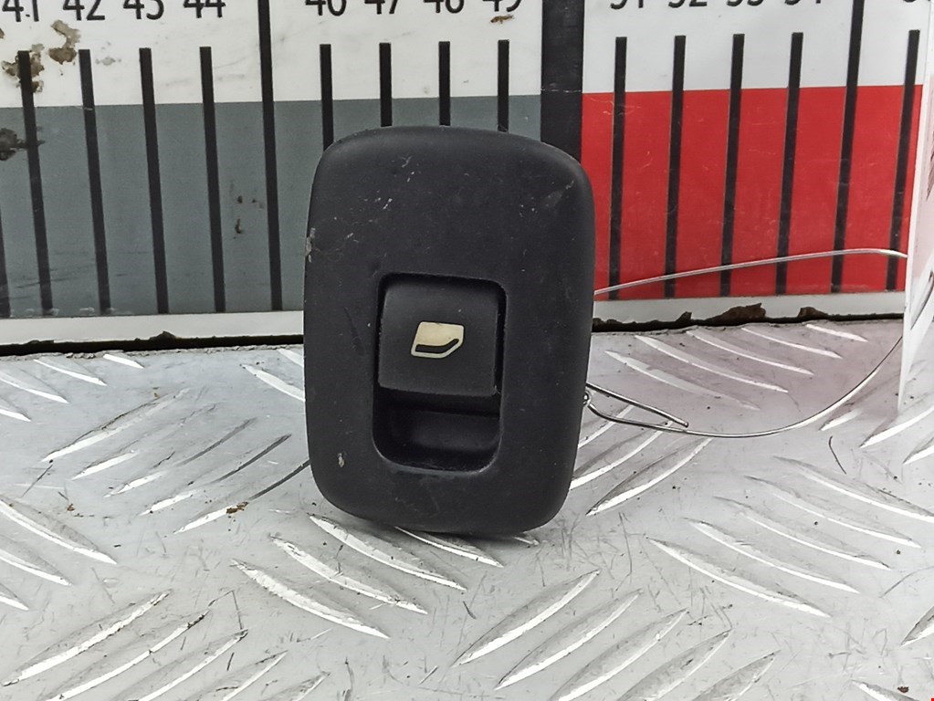 Кнопка стеклоподъемника CITROEN C3 Picasso 2009-2017