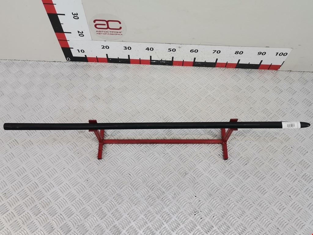 Накладка декоративная (молдинг) двери передней правой Ford Mondeo 1 (1993-1996)