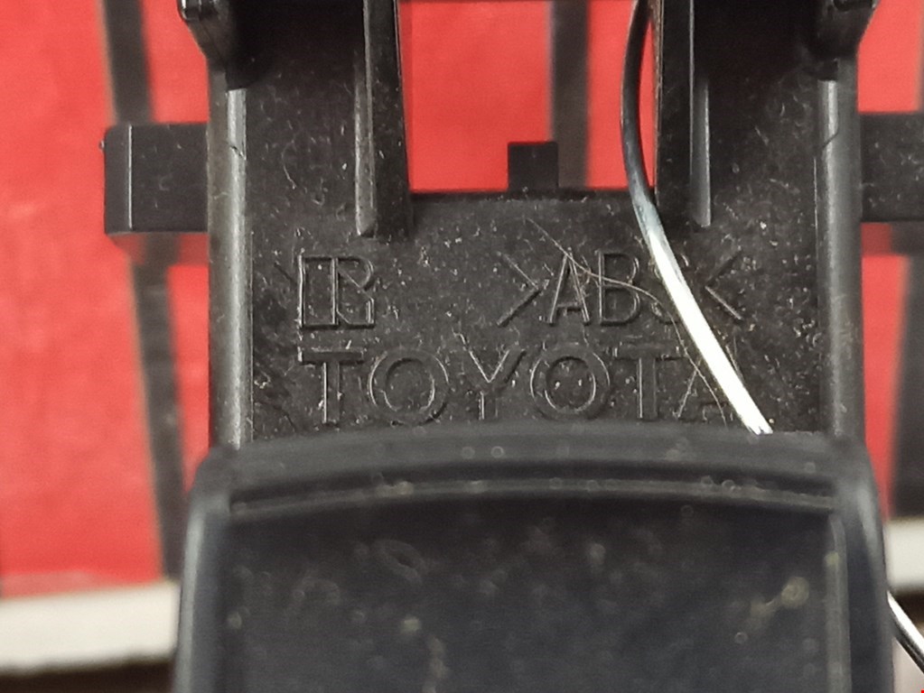 Кнопка стеклоподъемника TOYOTA RAV 4 XA30 2006-2012