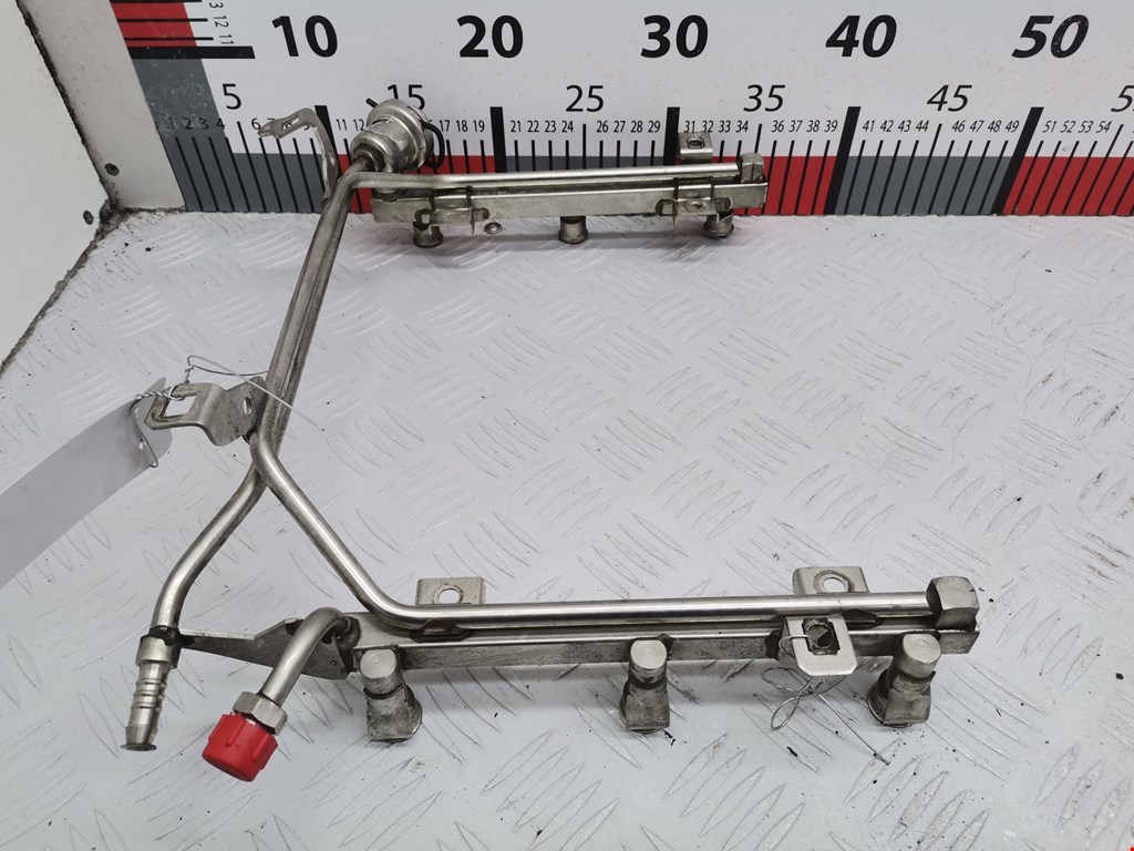 Рампа топливная (рейка) AUDI A4 B5 1995-2001