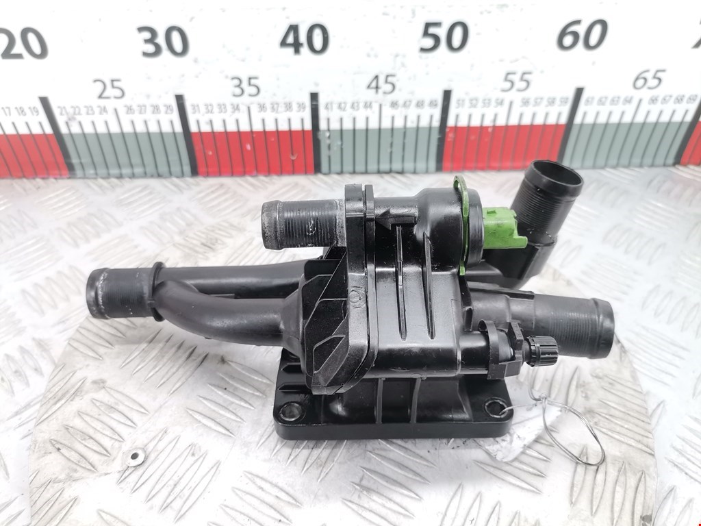 Корпус термостата FORD Focus III 2011-2019