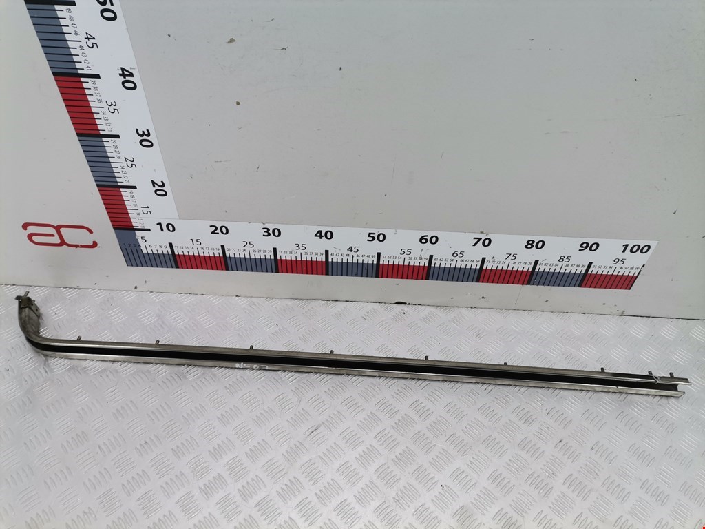 Направляющая сдвижной двери Iveco Daily 3 (1999-2006)