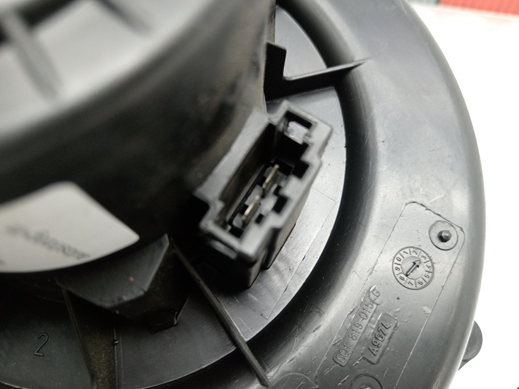 Моторчик (мотор) отопителя салона SKODA Fabia MK2 5J 2007-2014