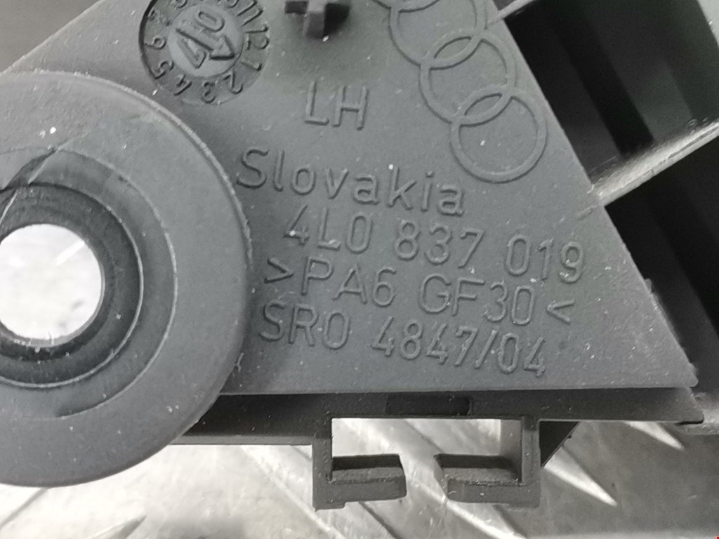 Ручка дверная передняя внутренняя левая AUDI Q7 I 2006-2015