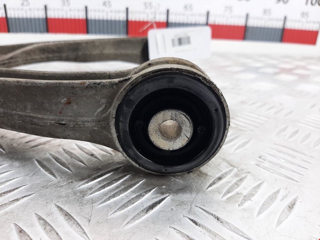 Рычаг передний левый VOLKSWAGEN Touareg 2002-2010