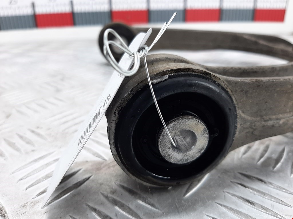 Рычаг передний левый VOLKSWAGEN Touareg 2002-2010