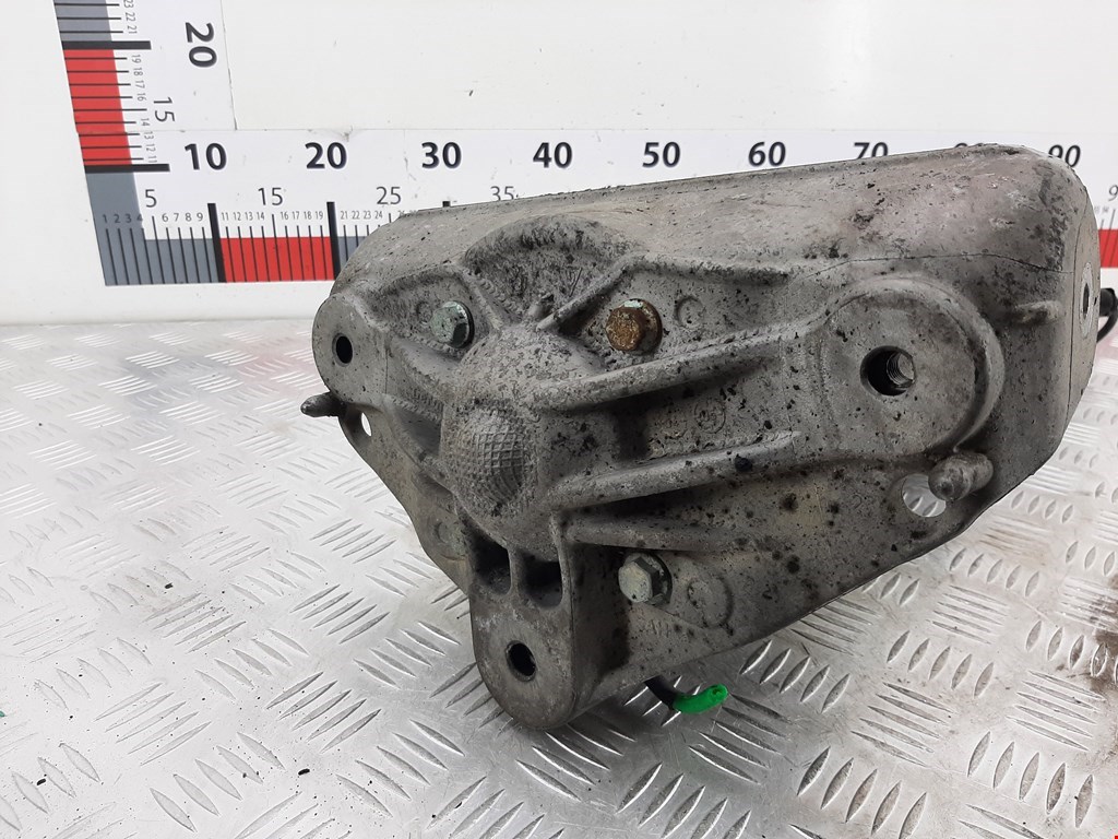 Амортизатор передний правый VOLKSWAGEN Touareg 2002-2010