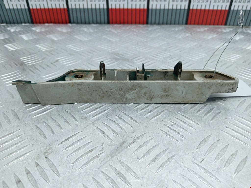 Кронштейн переднего бампера левый FORD Focus II 2005-2011