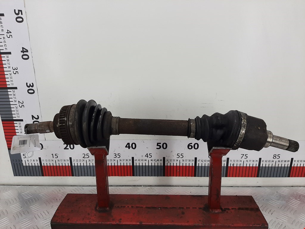 Полуось передняя левая (приводной вал шрус) Citroen Xsara Picasso (1999-2012)