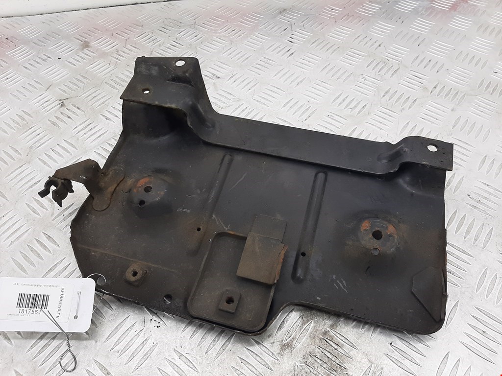 Крепление АКБ (корпус/подставка) VOLKSWAGEN Golf III 1991-1997