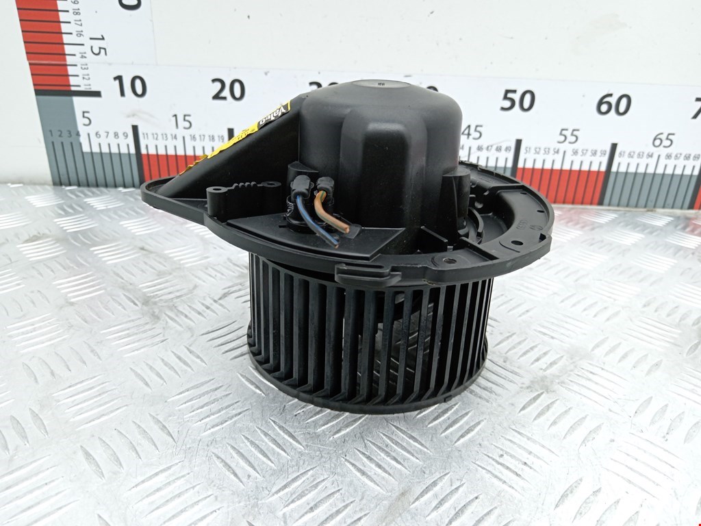 Моторчик (мотор) отопителя салона AUDI A4 B5 1995-2001