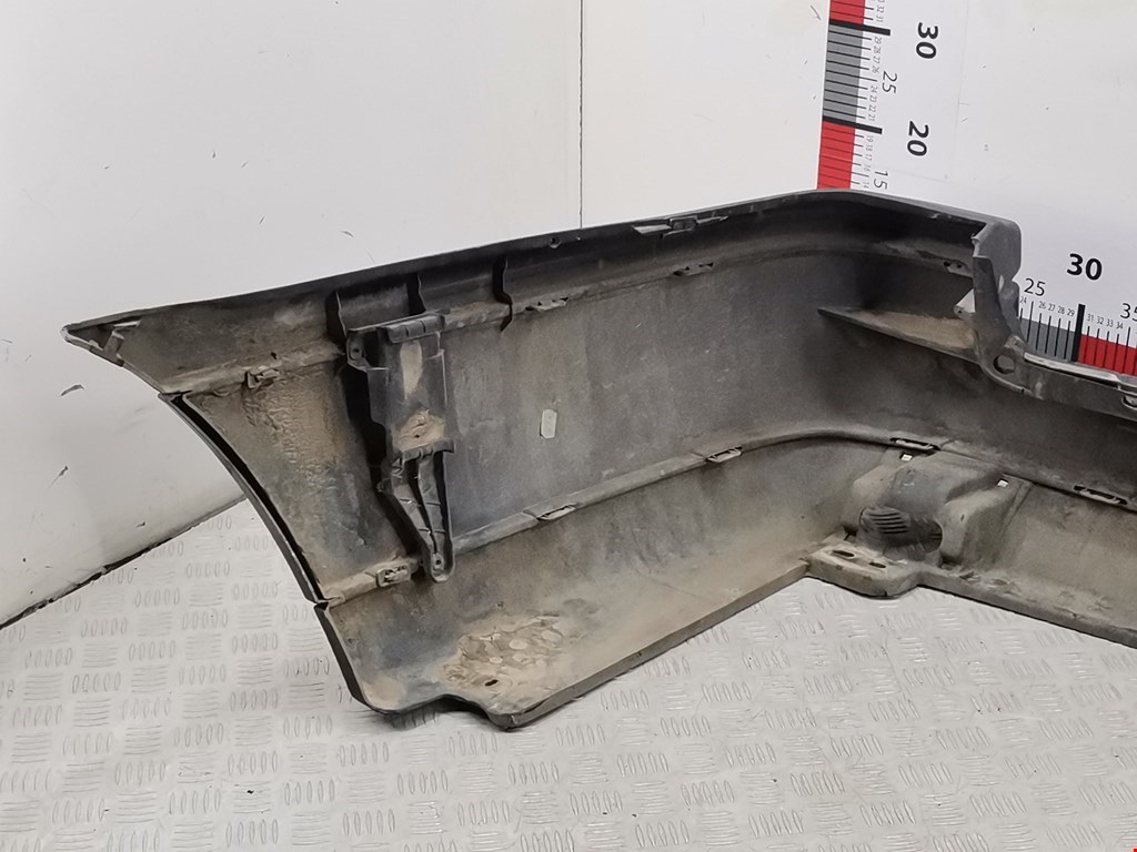 Бампер задний VOLKSWAGEN Golf III 1991-1997