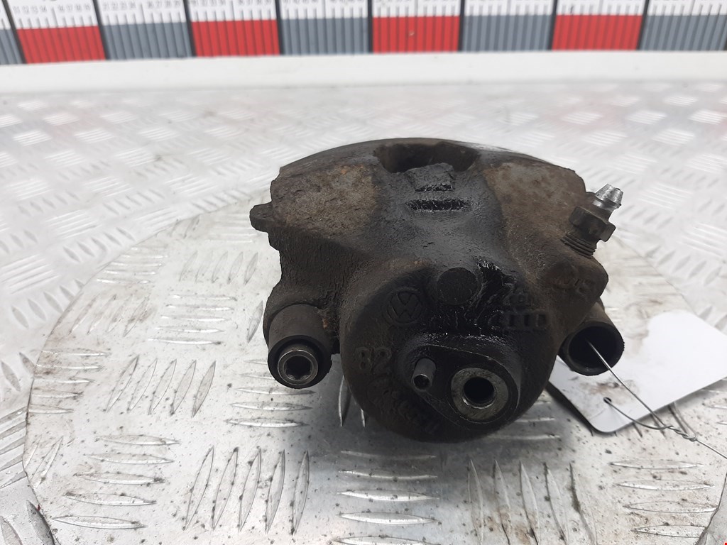 Суппорт передний левый VOLKSWAGEN Passat B5 1997-2005