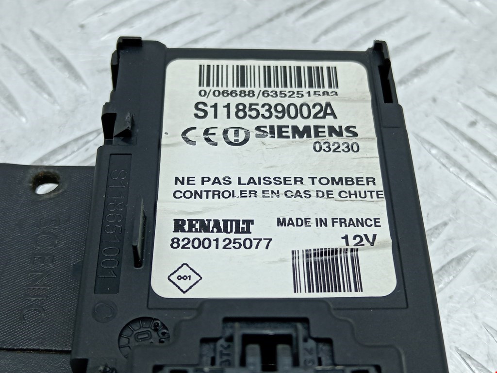 Замок зажигания RENAULT Scenic II 2003-2010