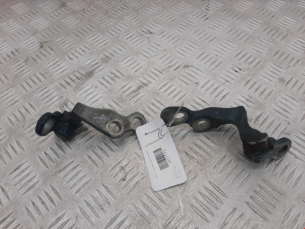 Петля двери передней правой Ford Focus 2 (2004-2011)