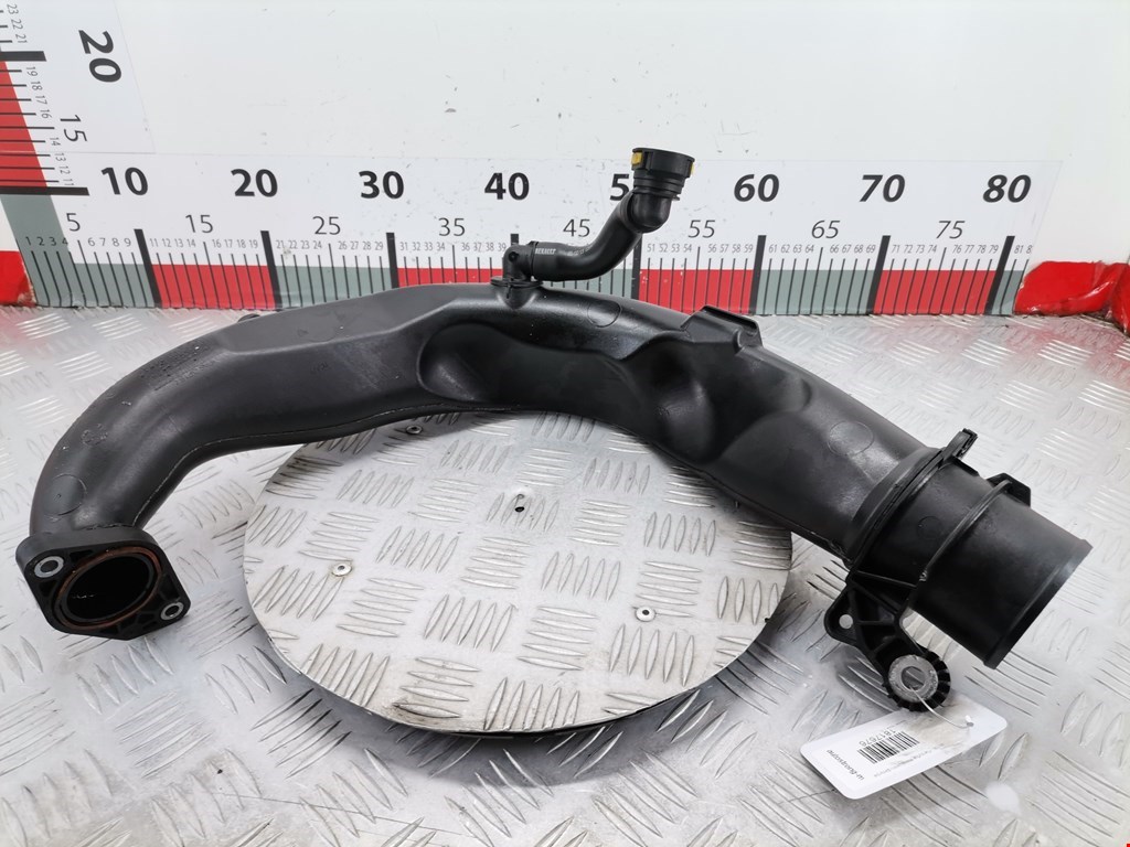 Патрубок воздушного фильтра NISSAN Note E11 2005-2014