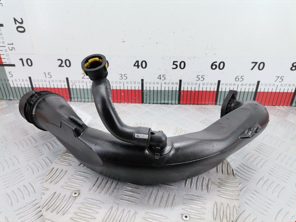 Патрубок воздушного фильтра NISSAN Note E11 2005-2014