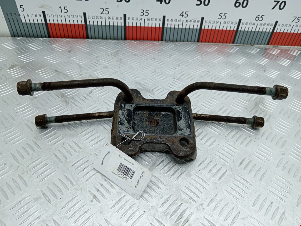 Стремянка рессоры Volkswagen Caddy 3 (2004-2015)