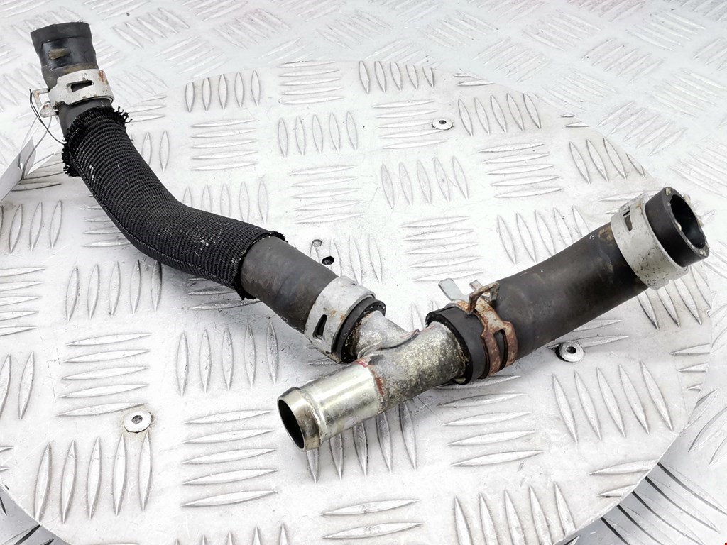 Патрубок NISSAN Note E11 2005-2014