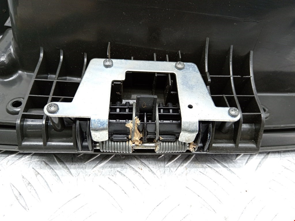 Бардачок IVECO Daily III 1999-2006