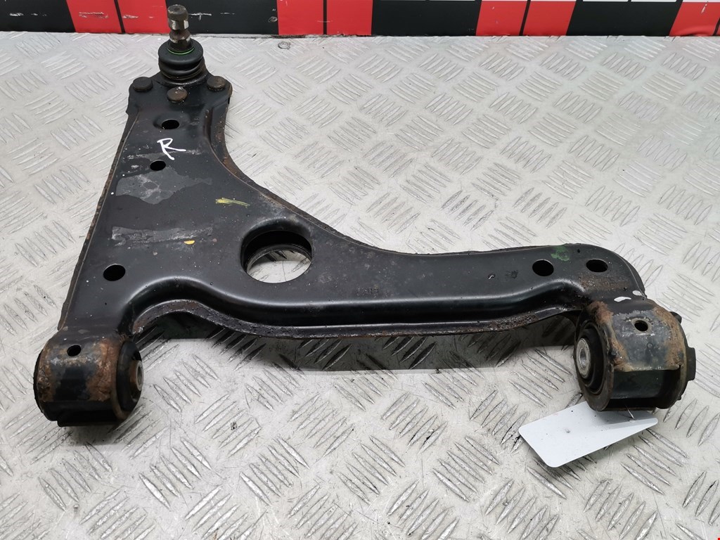 Рычаг передний правый OPEL Astra G 1998-2005