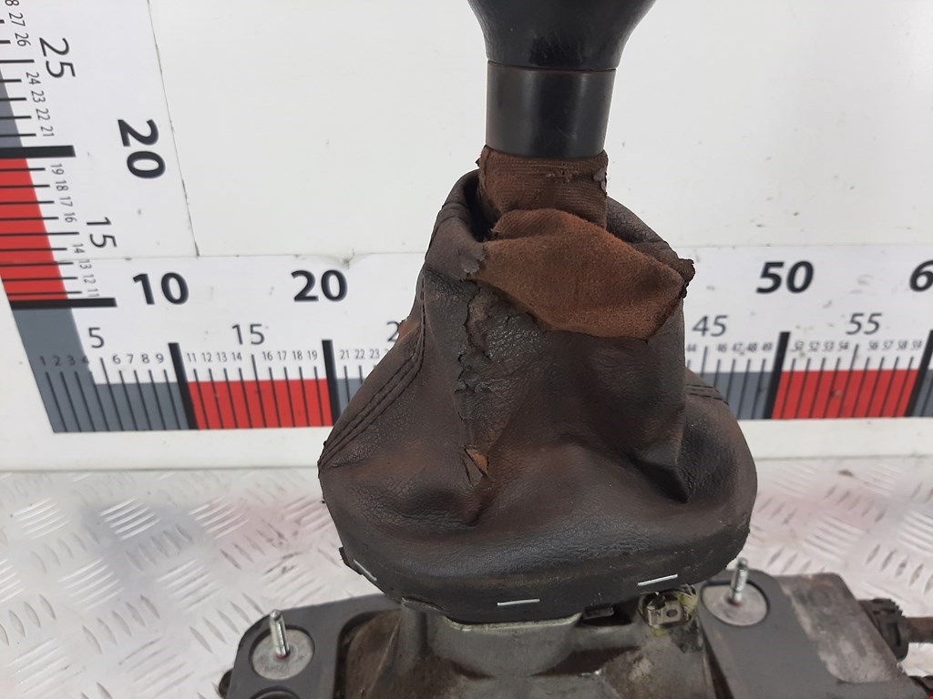 Кулиса (селектор) АКПП/МКПП в салоне VOLKSWAGEN Caddy III 2004-2015