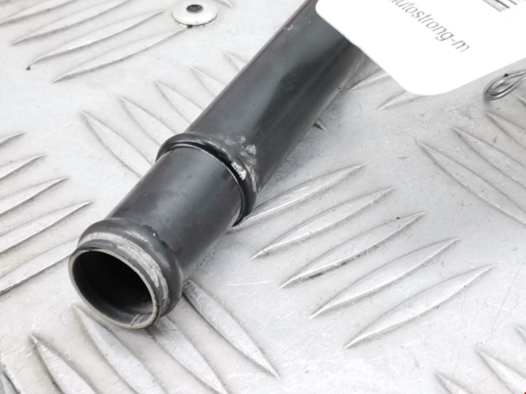 Патрубок VOLKSWAGEN Touran 2003-2010