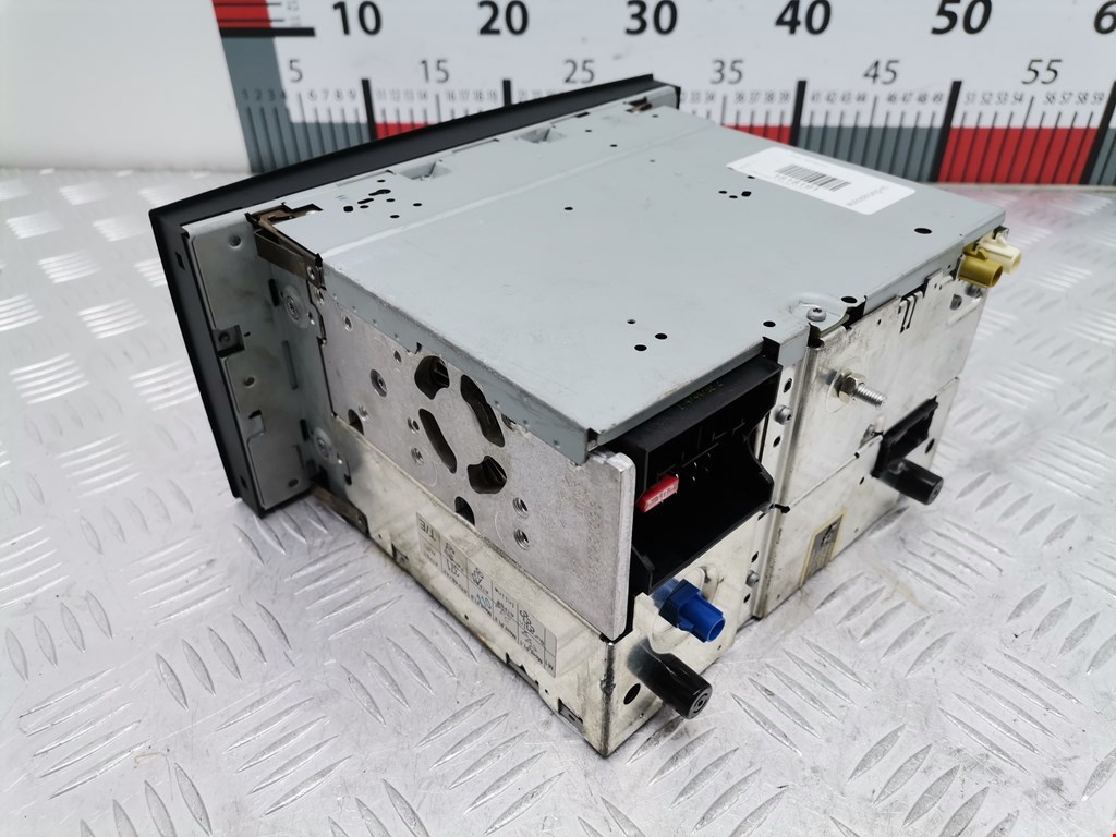 Магнитола VOLKSWAGEN Touareg 2002-2010