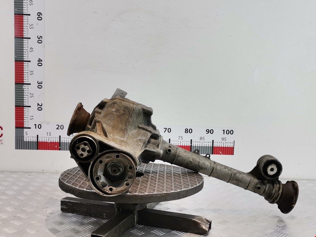 Редуктор переднего моста Volkswagen Touareg 1 (2002-2010)